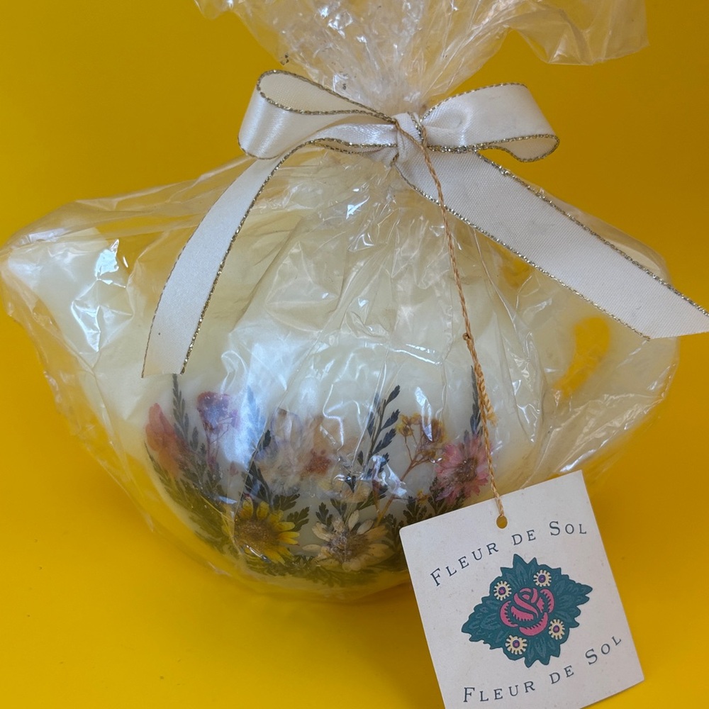 Floral Teapot Bath Soak - Cream